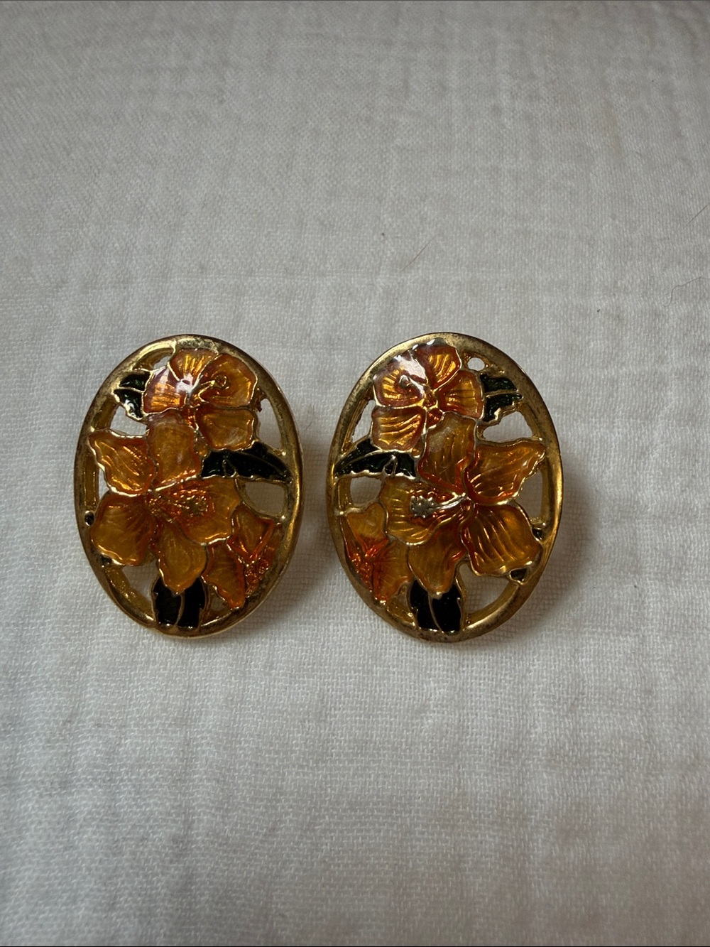 Vintage Enamel Orchid/Hibiscus Peach and Gold Earrings Post Back